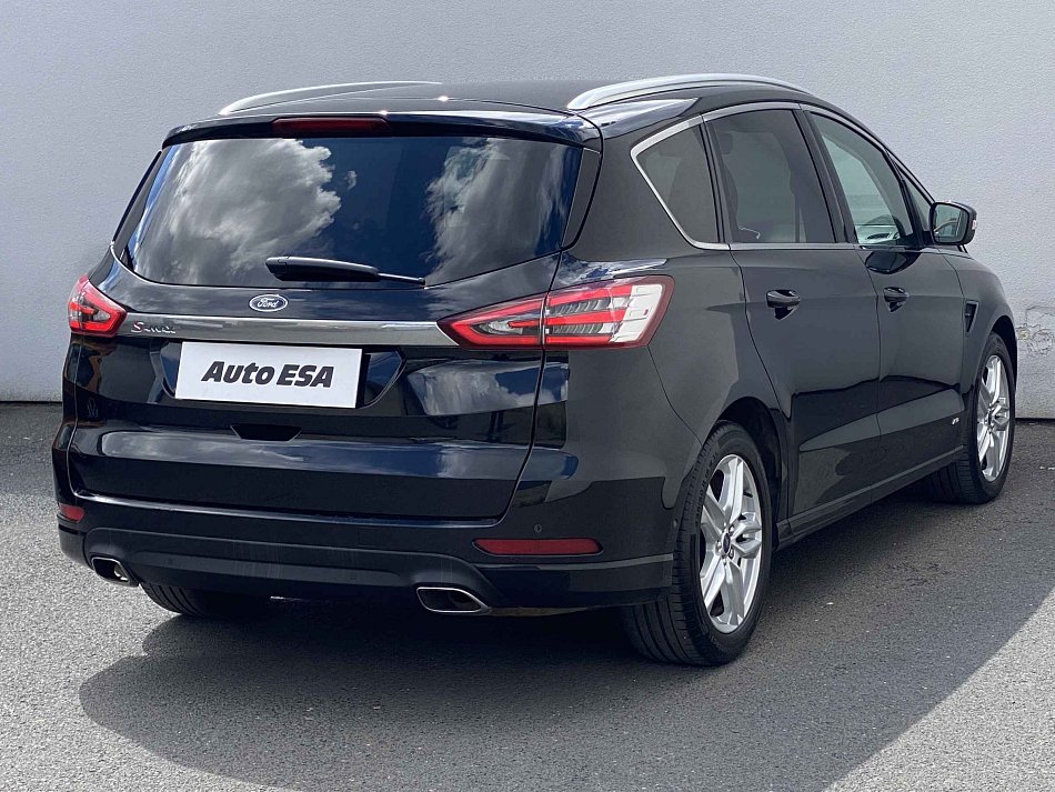 Ford S-MAX 2.0 TDCi  4x4, 7míst