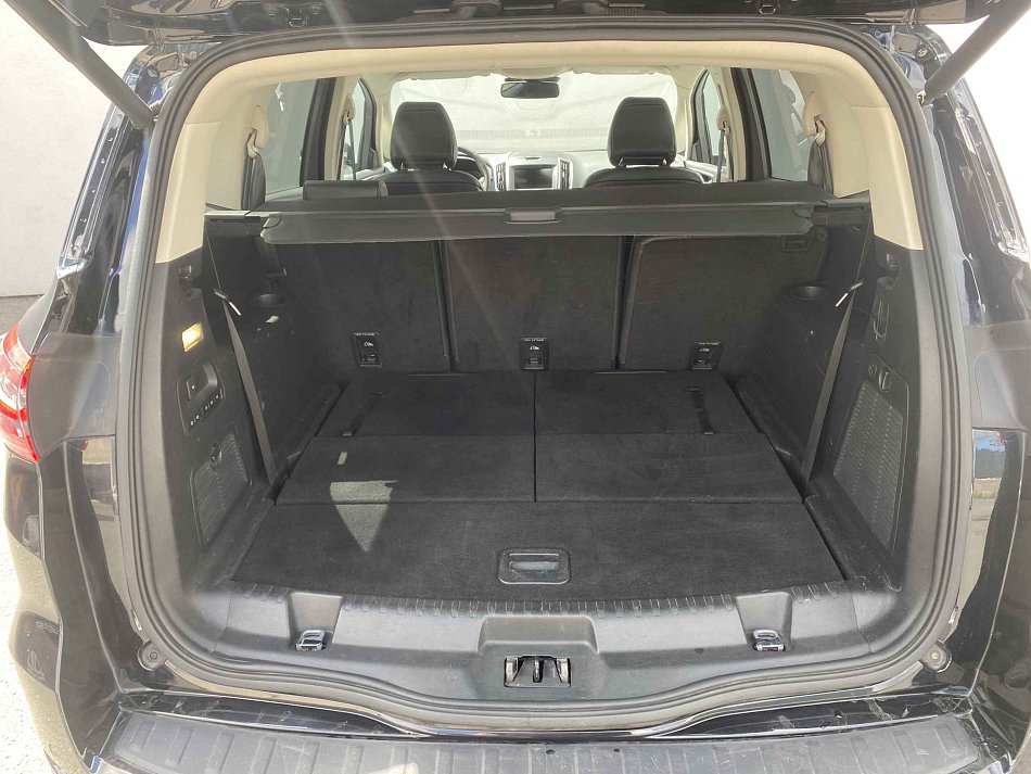 Ford S-MAX 2.0 TDCi  4x4, 7míst