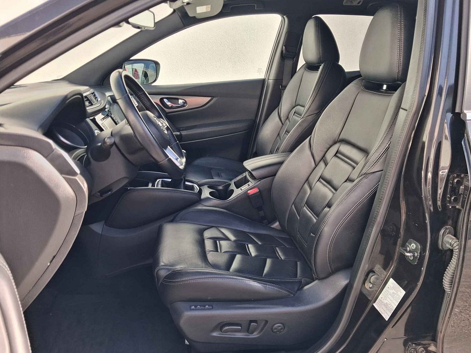 Nissan Qashqai 1.2 DiG-T Tekna
