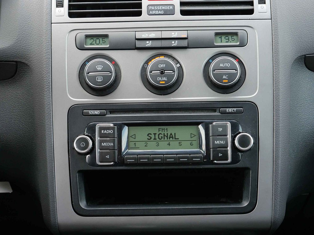 Volkswagen Touran 1.6i 