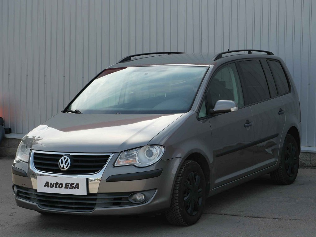 Volkswagen Touran 1.6i 