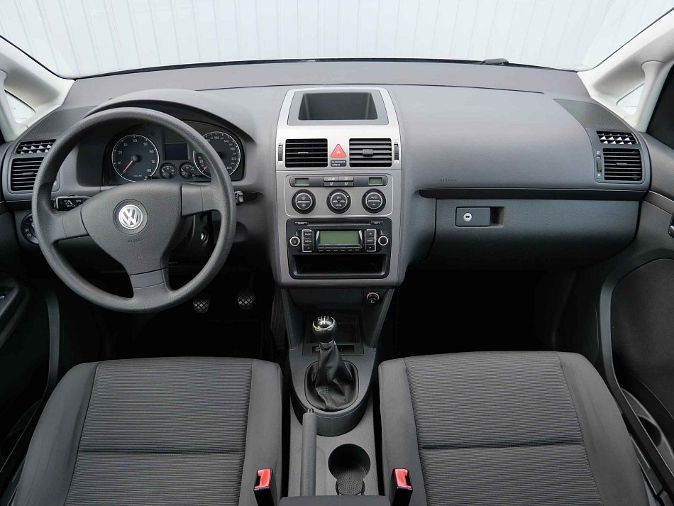 Volkswagen Touran 1.6i 