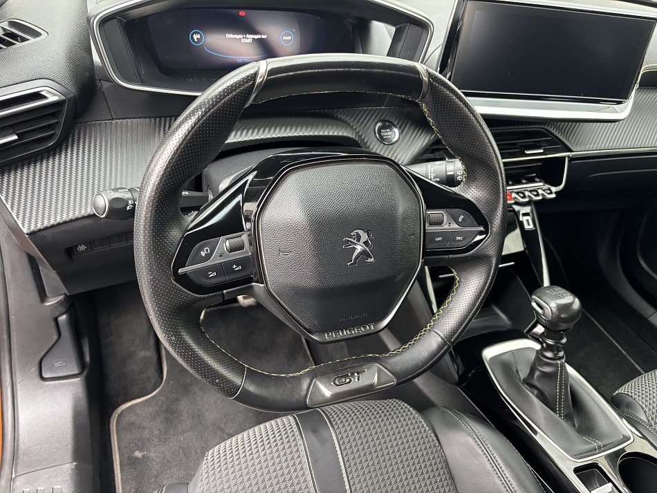 Peugeot 2008 1.2 PT GT Line