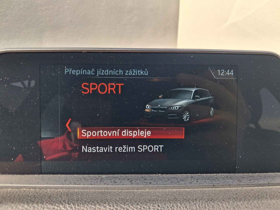 BMW Řada 1 2.0i Advantage 120i