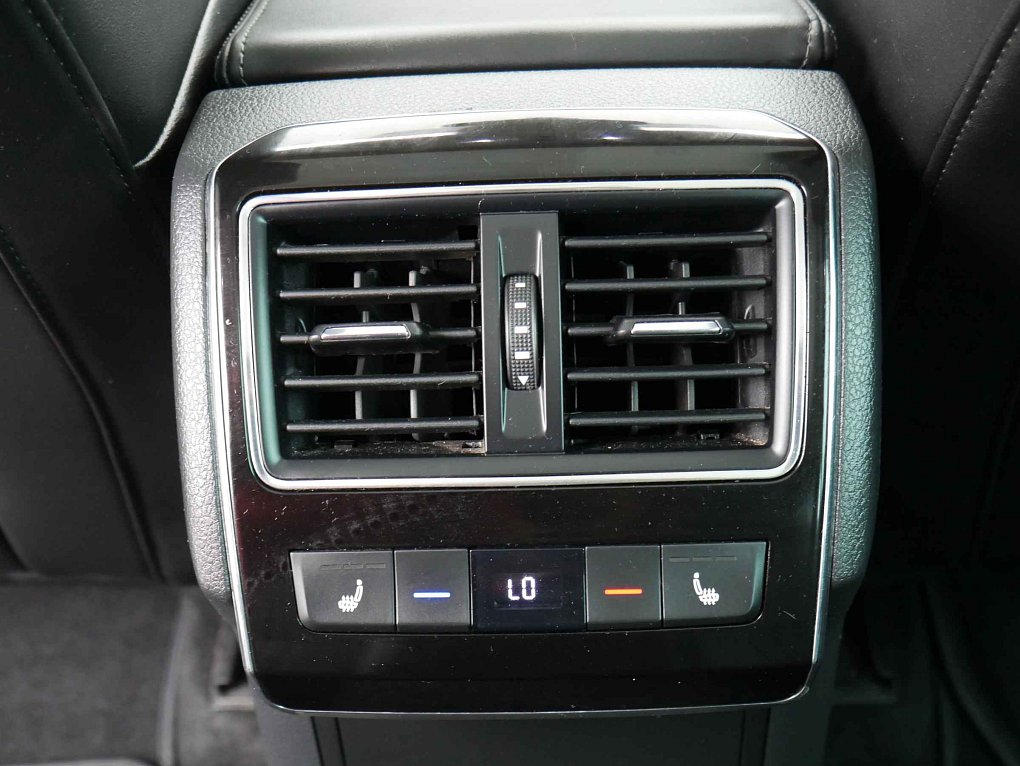 Škoda Superb III 2.0TSi  4x4
