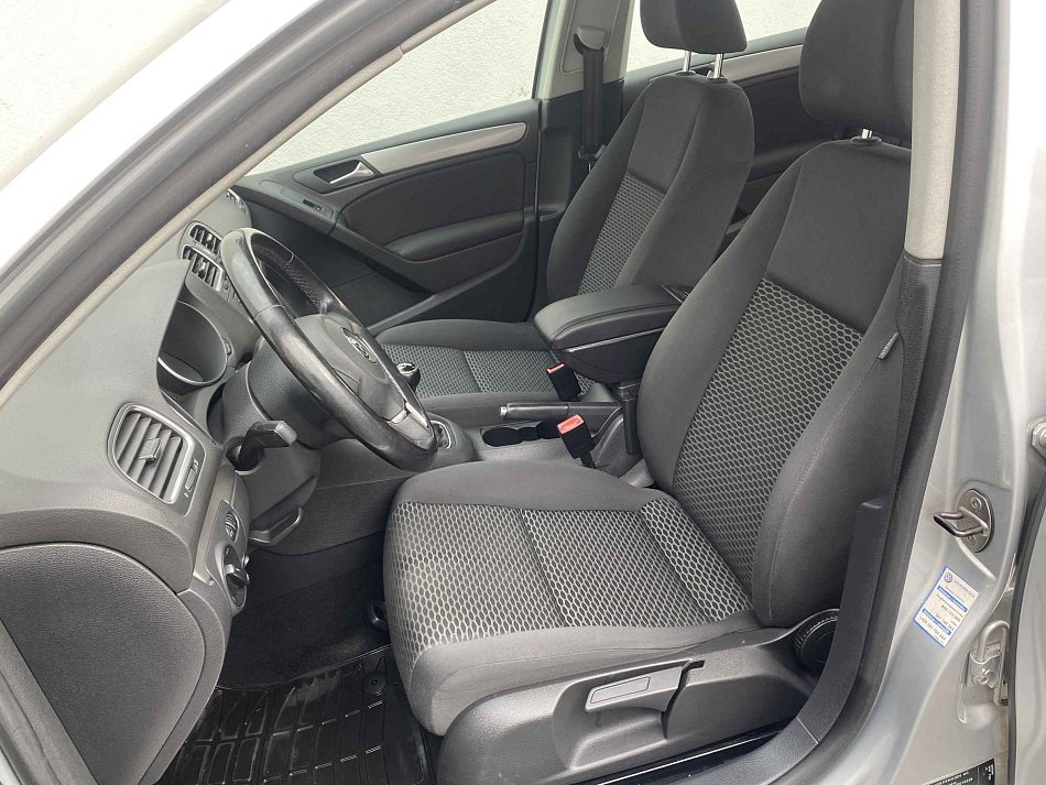 Volkswagen Golf 1.2TSi 