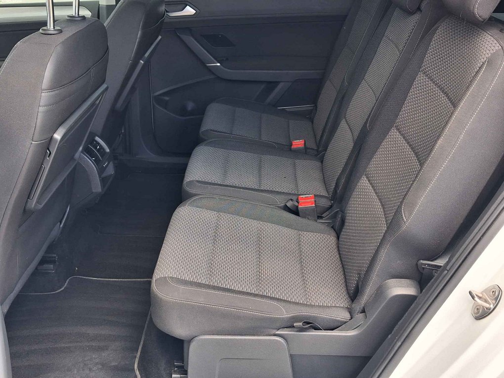 Volkswagen Touran 2.0TDi 