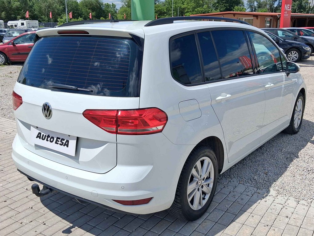 Volkswagen Touran 2.0TDi 