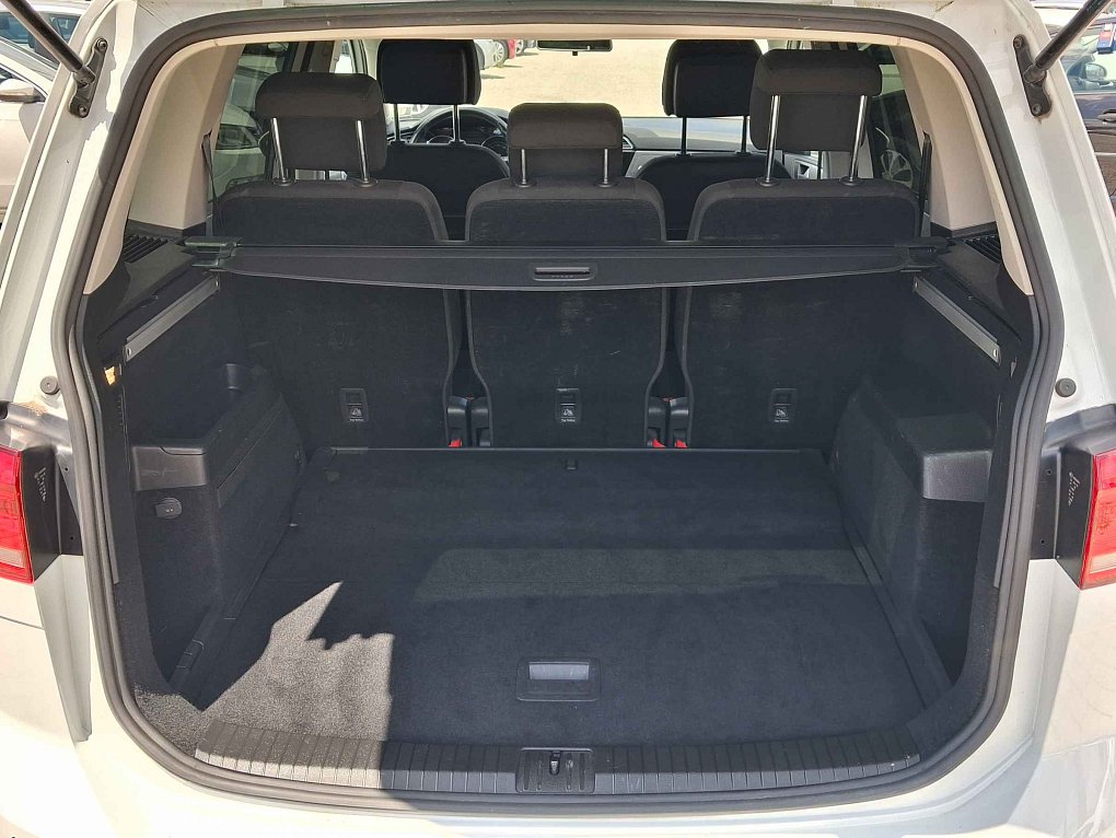 Volkswagen Touran 2.0TDi 