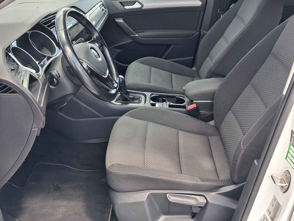 Volkswagen Touran 2.0TDi 