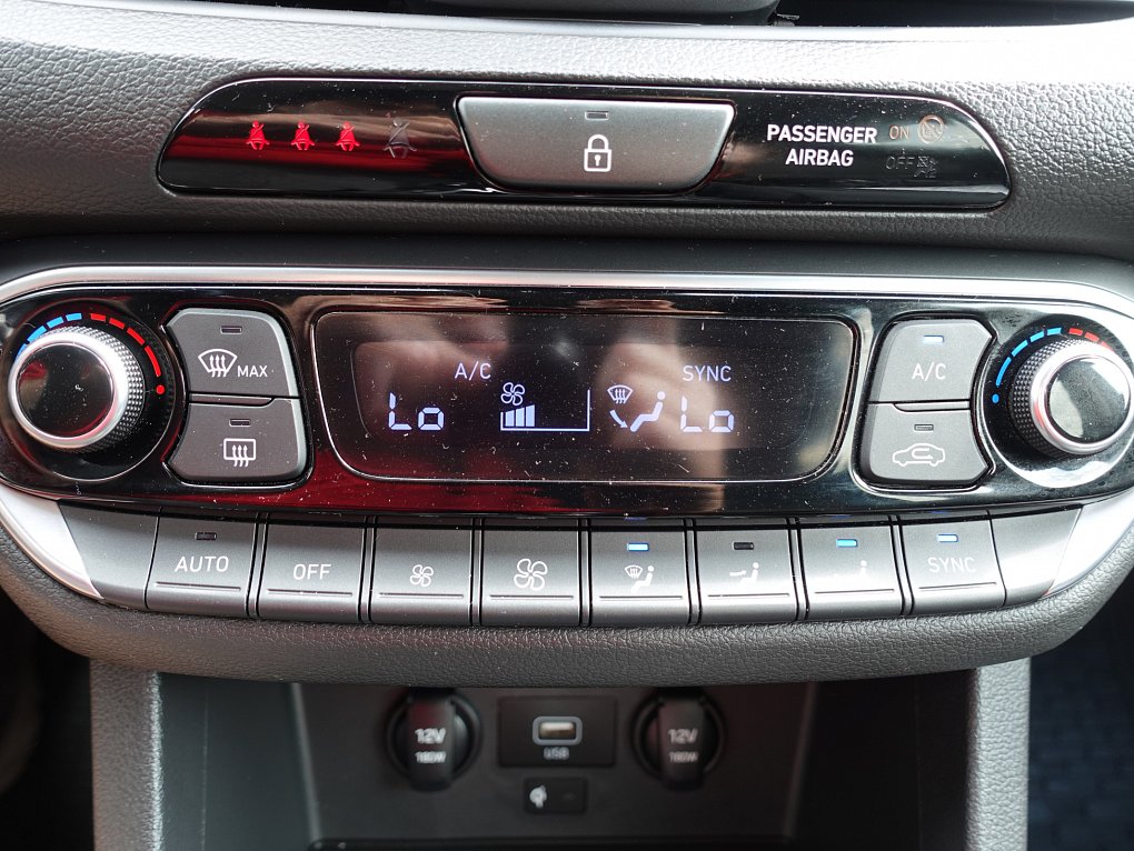 Hyundai I30 1.5 T-GDi Smart 48V