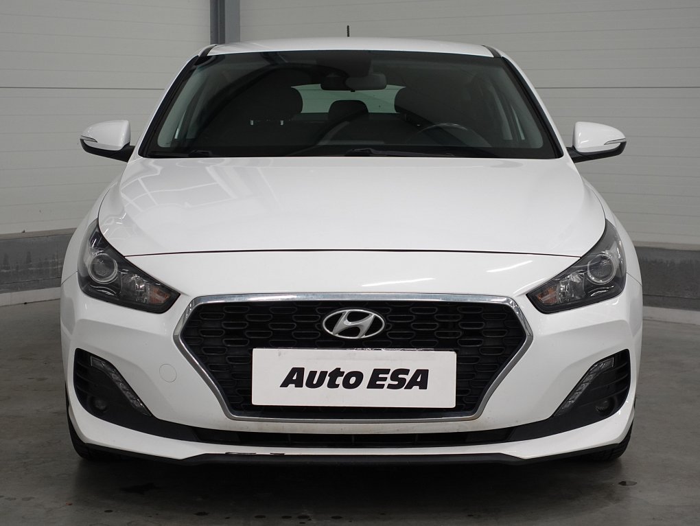 Hyundai I30 1.6CRDi Trikolor Fastback