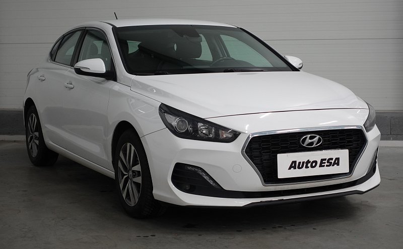 Hyundai I30 1.6CRDi Trikolor Fastback
