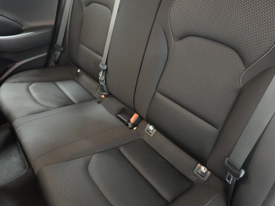 Hyundai I30 1.6CRDi Trikolor Fastback