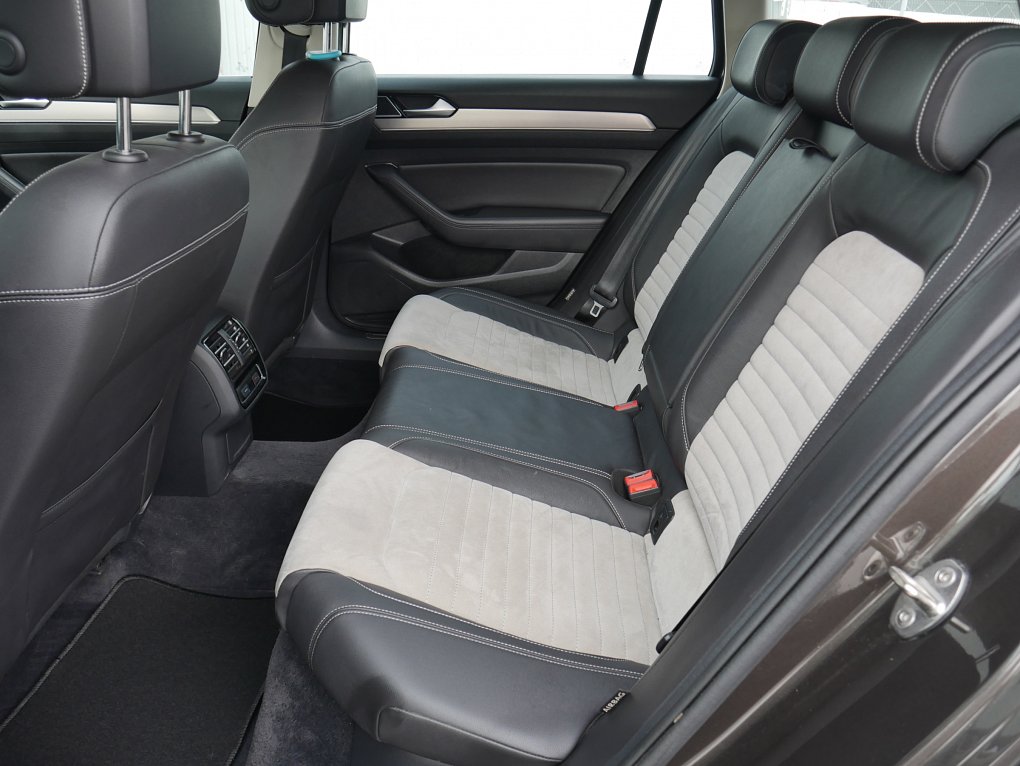 Volkswagen Passat 2.0 TDi Highline 4x4