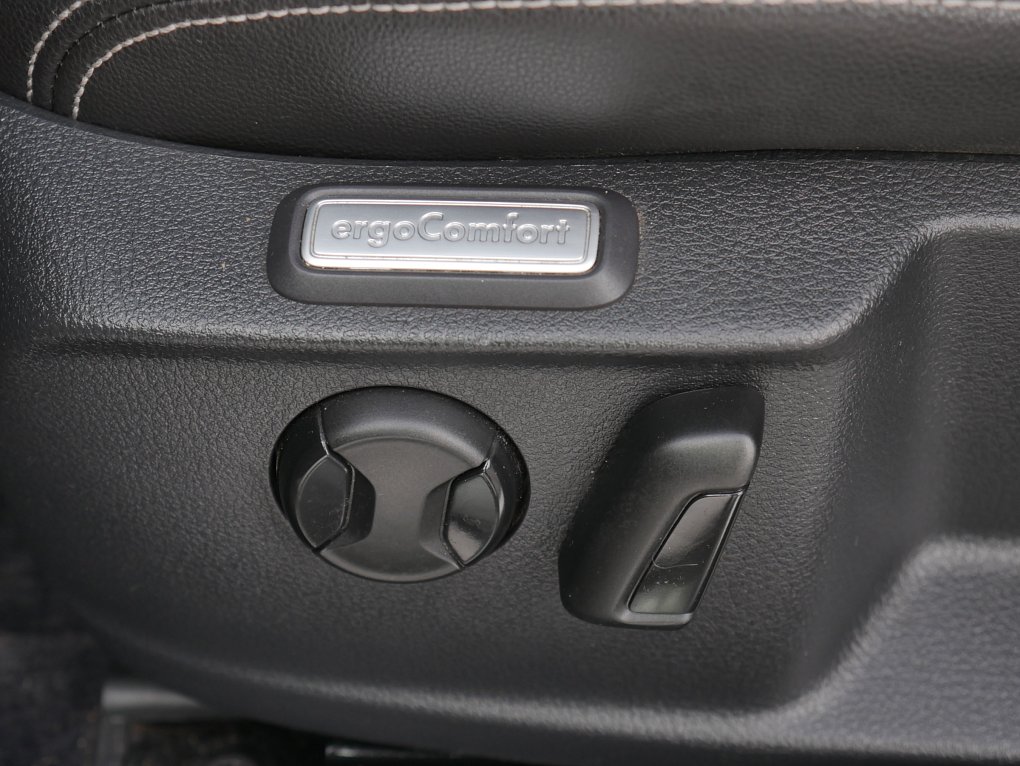 Volkswagen Passat 2.0 TDi Highline 4x4