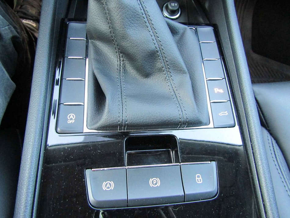 Škoda Superb III 2.0 TDi Style