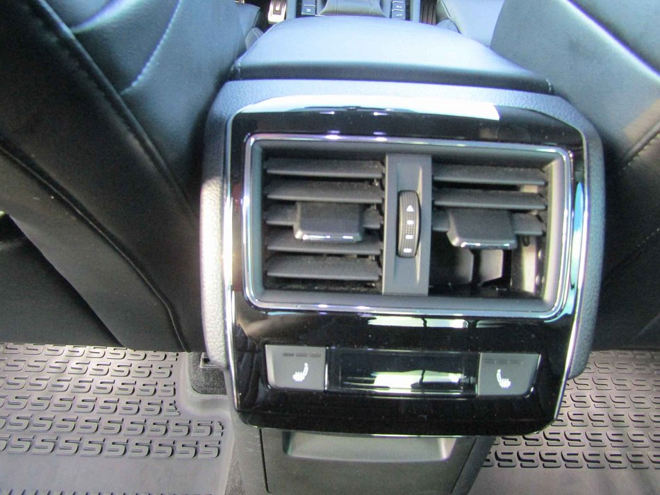 Škoda Superb III 2.0 TDi Style