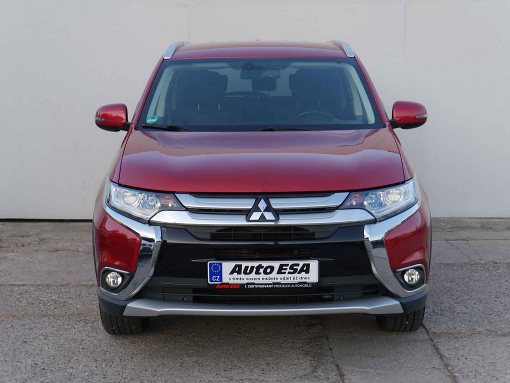 Mitsubishi Outlander 2.0MiVEC  4WD