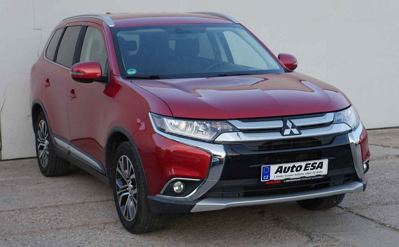 Mitsubishi Outlander 2.0MiVEC  4WD
