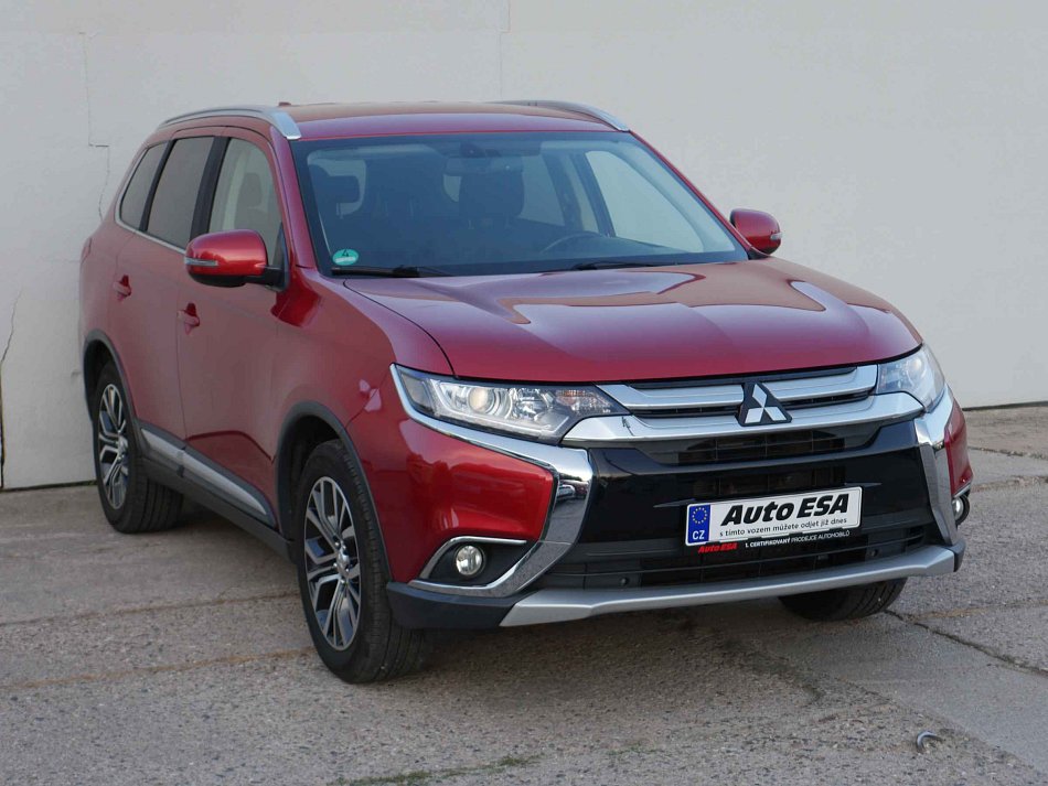 Mitsubishi Outlander 2.0MiVEC  4WD