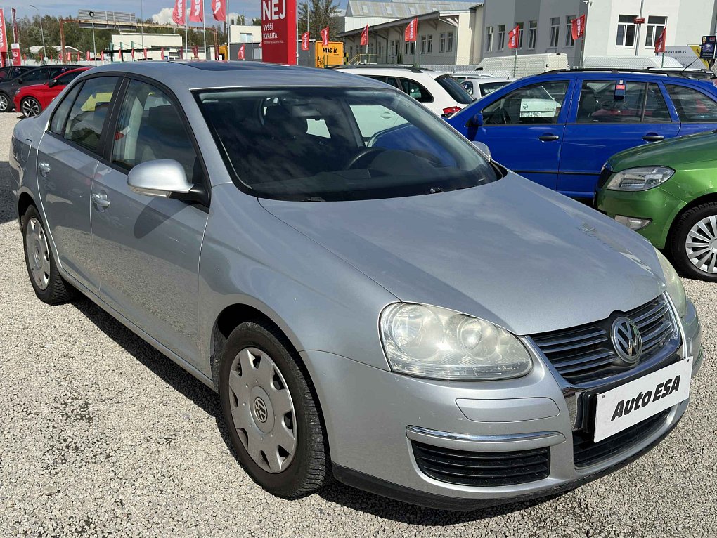 Volkswagen Jetta 1.6i 