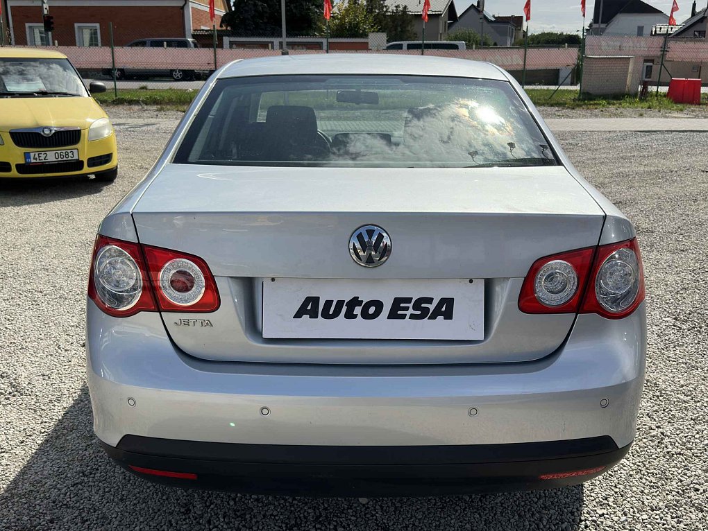 Volkswagen Jetta 1.6i 