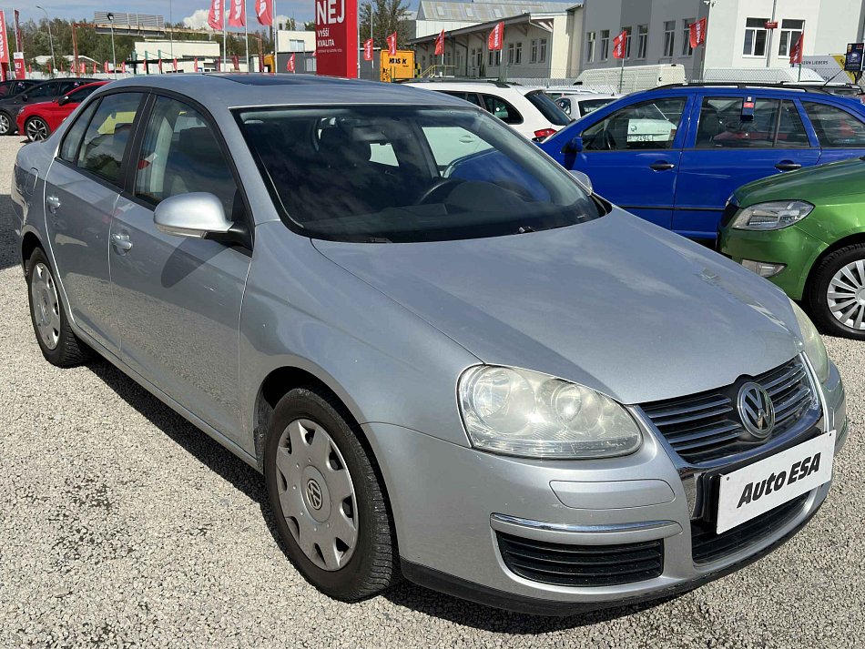 Volkswagen Jetta 1.6i 