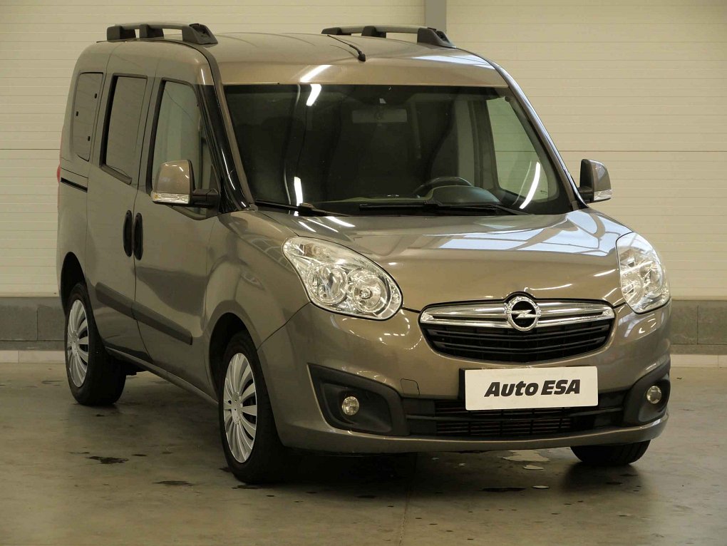 Opel Combo 1.6CDTi  7míst