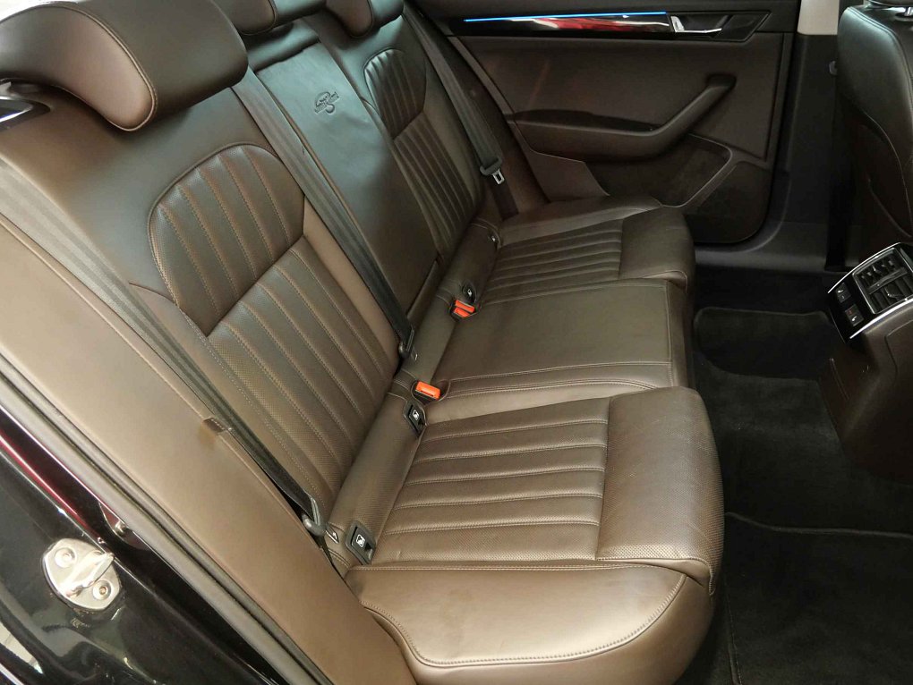 Škoda Superb III 2.0 TDi L&K