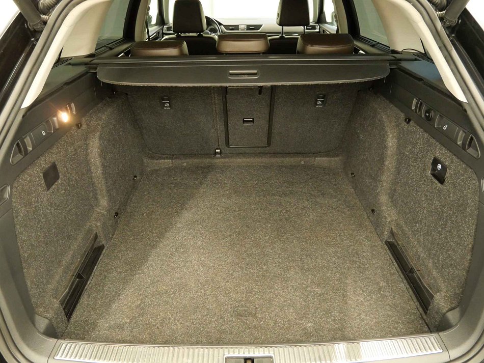 Škoda Superb III 2.0 TDi L&K