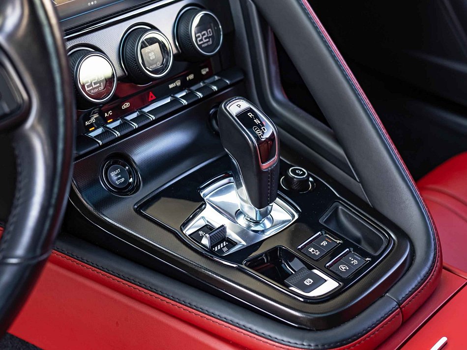 Jaguar F-Type 3.0 V6  V6 S AWD Coupe