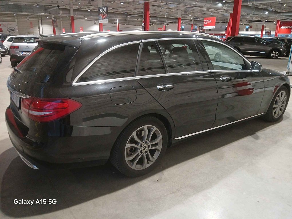 Mercedes-Benz Třída C 2.2CDi  C220