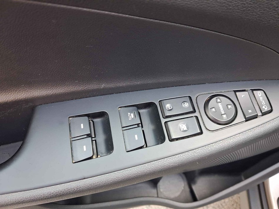 Hyundai Tucson 1.7 CRDi 
