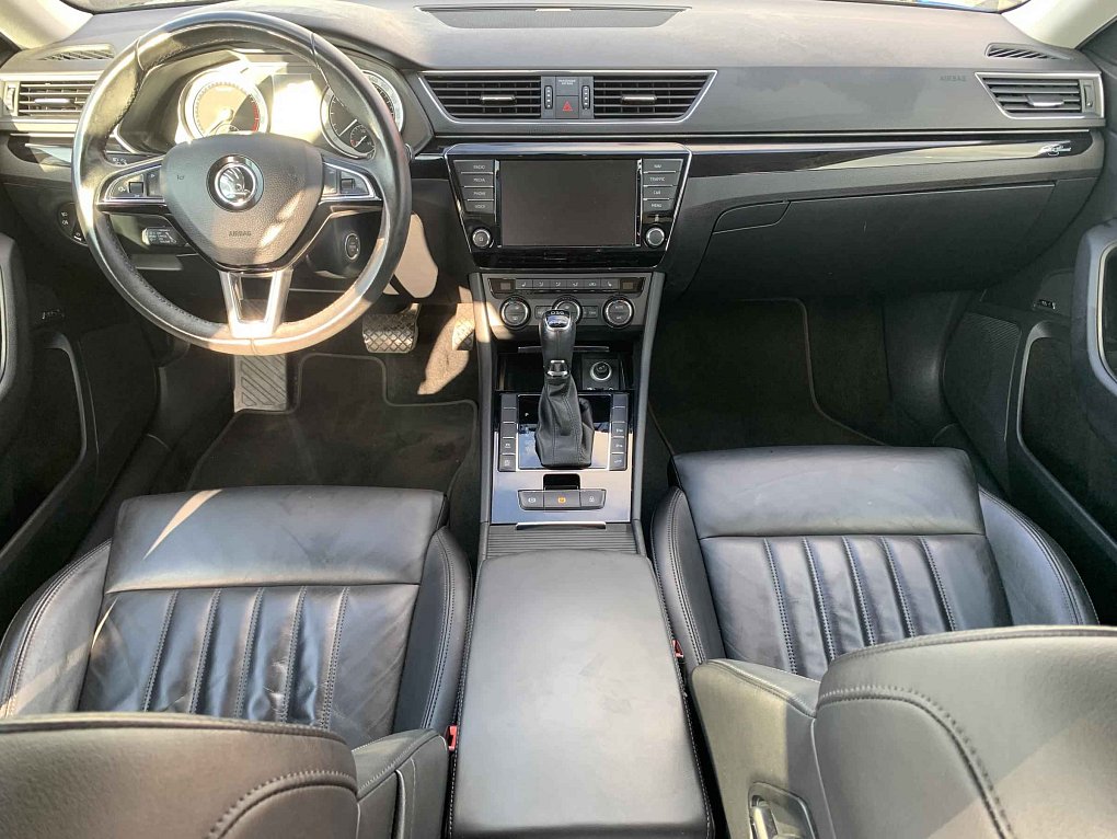 Škoda Superb III 1.8 TSi L&K