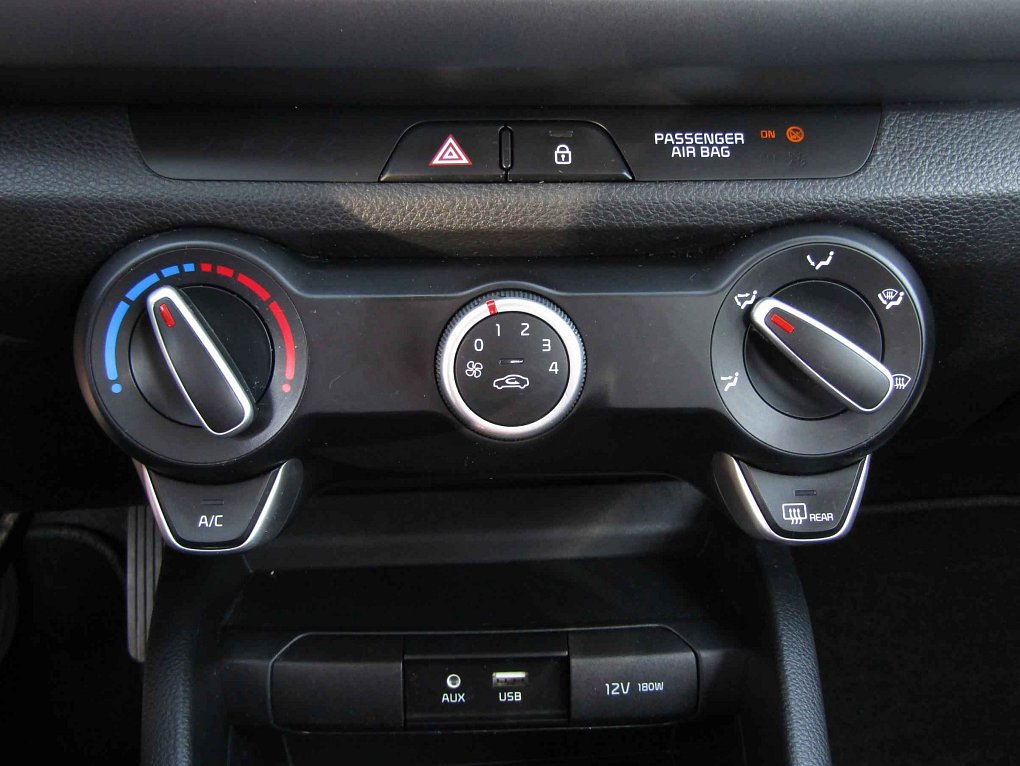 Kia Rio 1.2i 