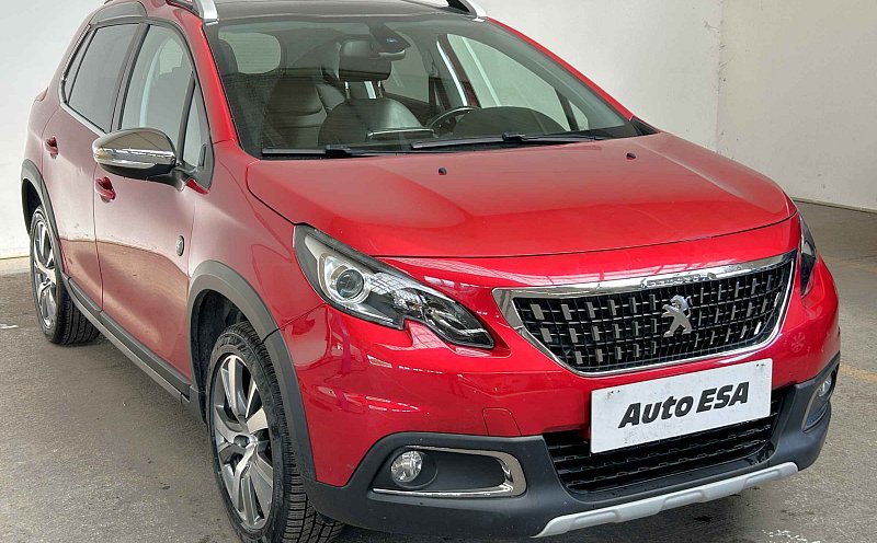 Peugeot 2008 1.2 PT Crossway