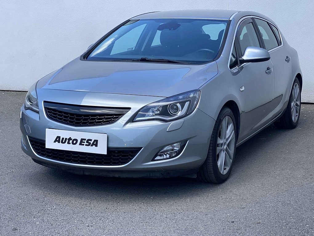 Opel Astra 1.6 T Sport