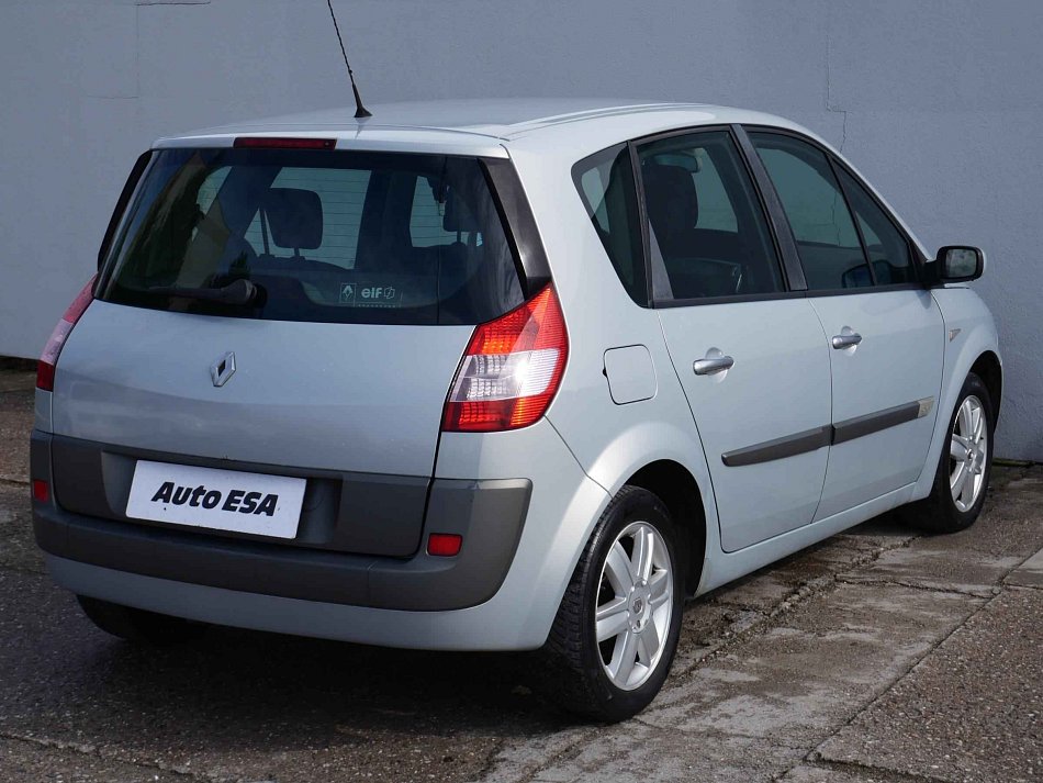 Renault Scénic 1.5 dCi 