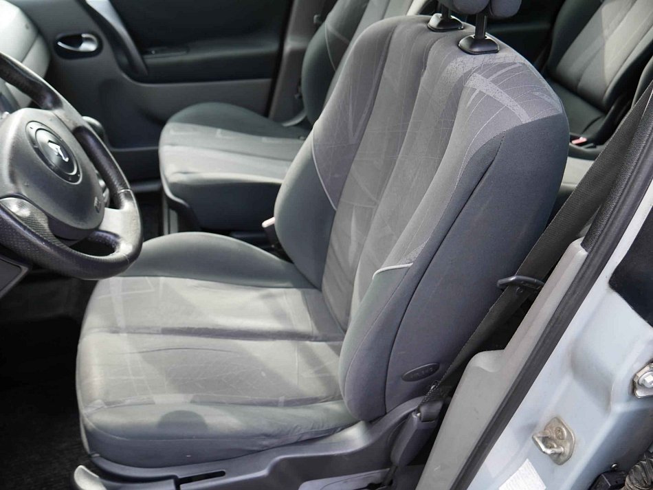 Renault Scénic 1.5 dCi 