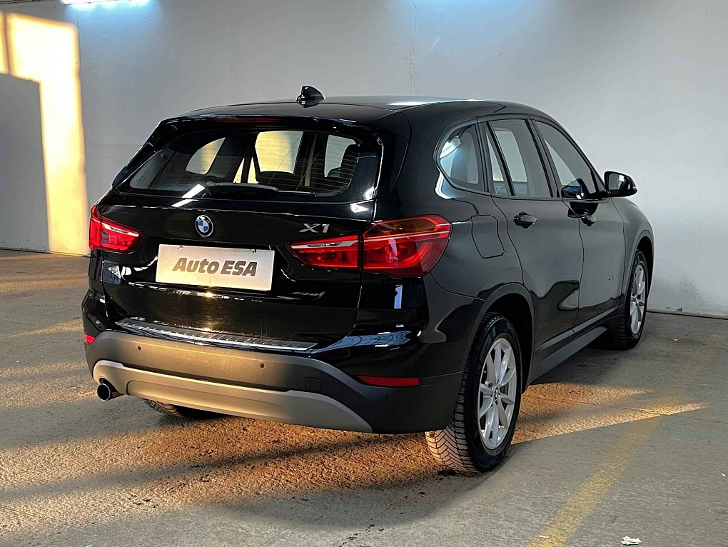 BMW X1 1.5i 