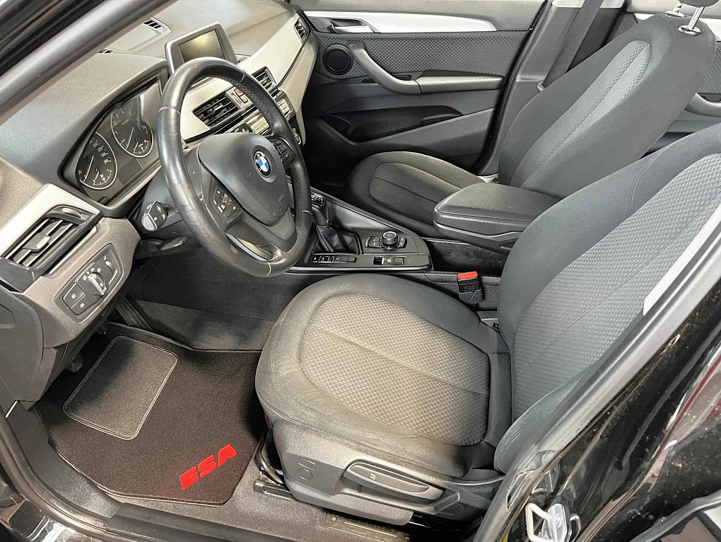 BMW X1 1.5i 