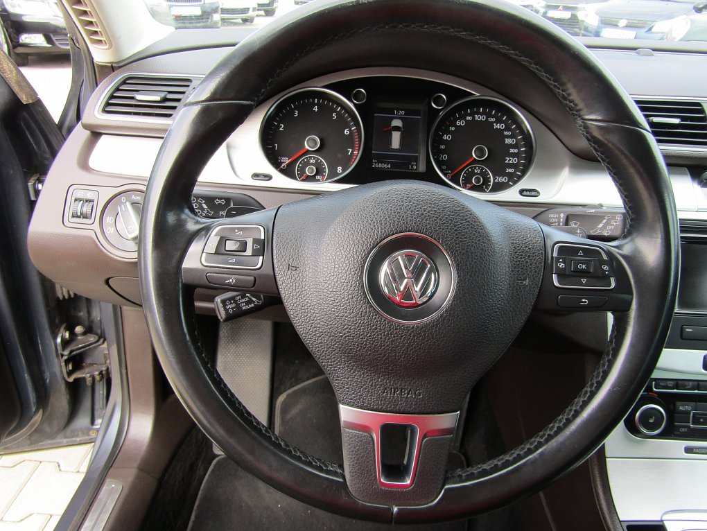 Volkswagen Passat 1.4TSi 