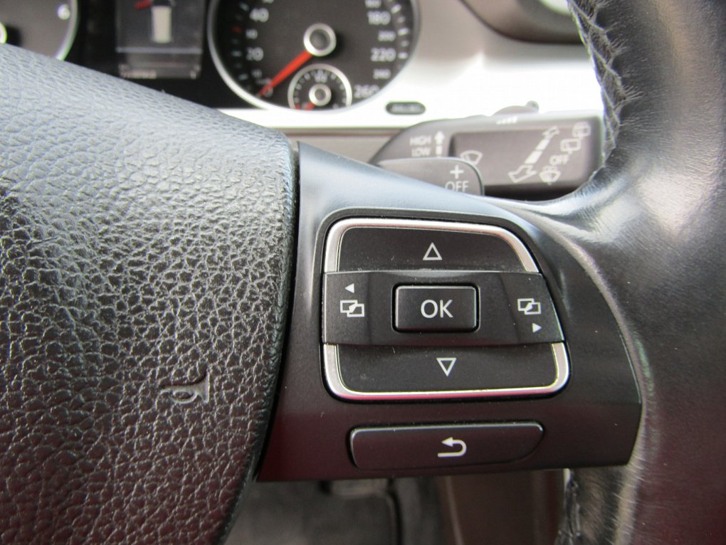 Volkswagen Passat 1.4TSi 