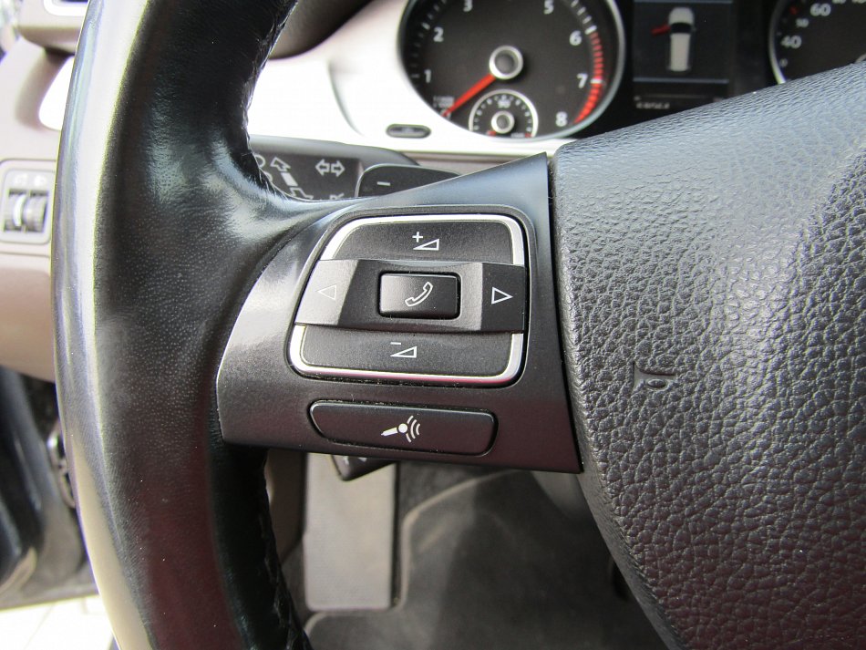 Volkswagen Passat 1.4TSi 