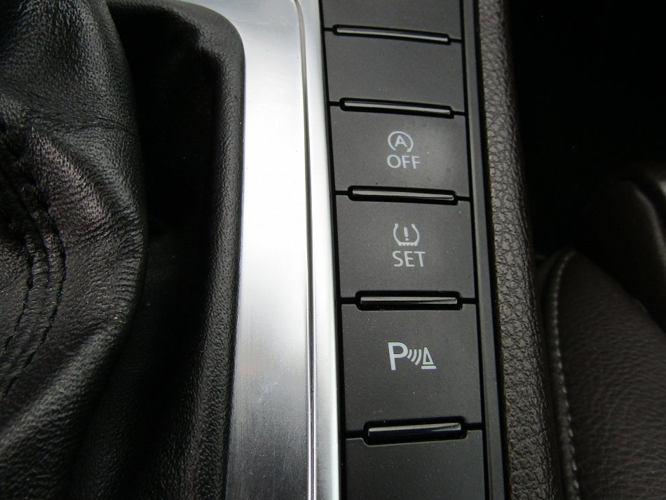 Volkswagen Passat 1.4TSi 