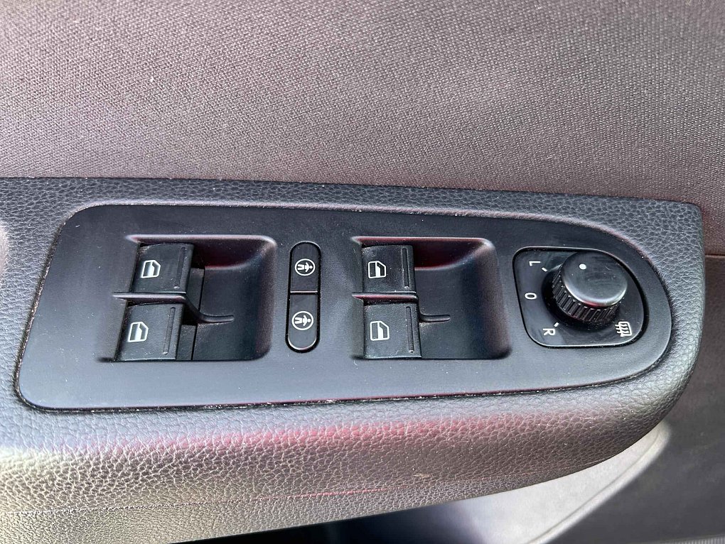 Volkswagen Sharan 2.0TDi 