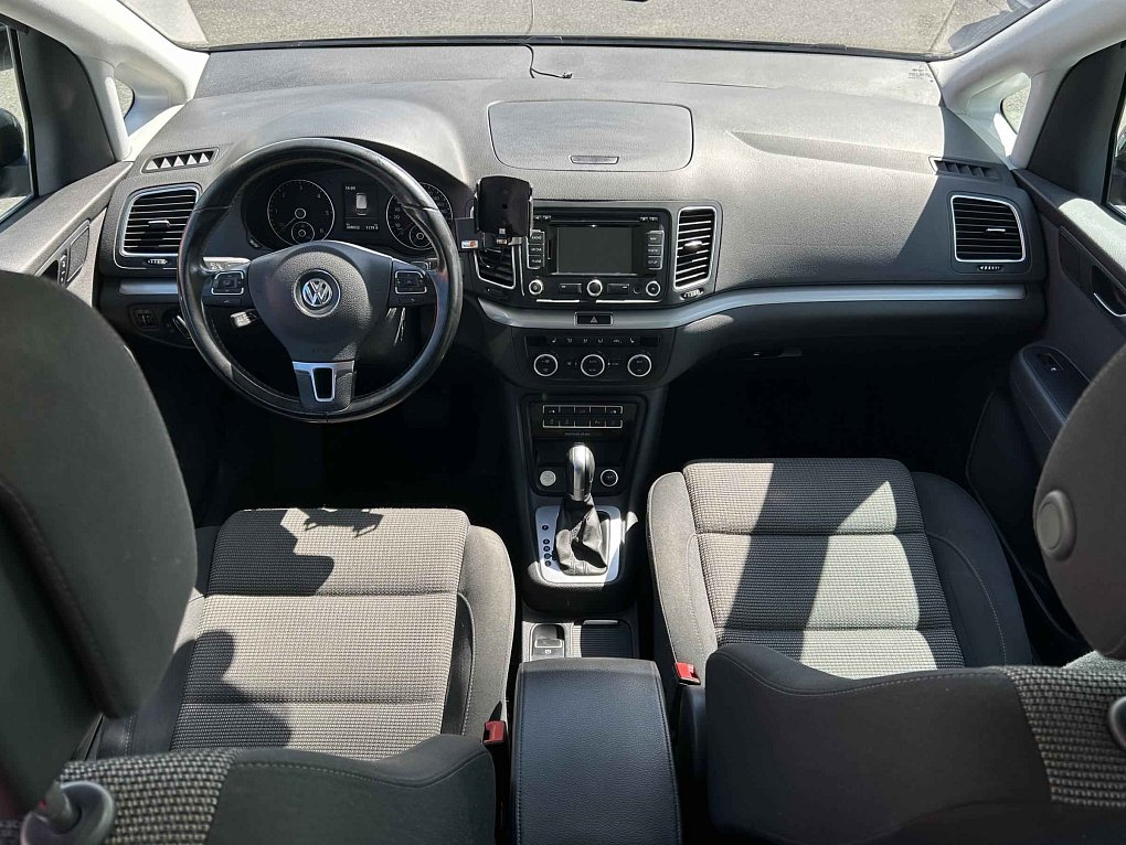 Volkswagen Sharan 2.0TDi 