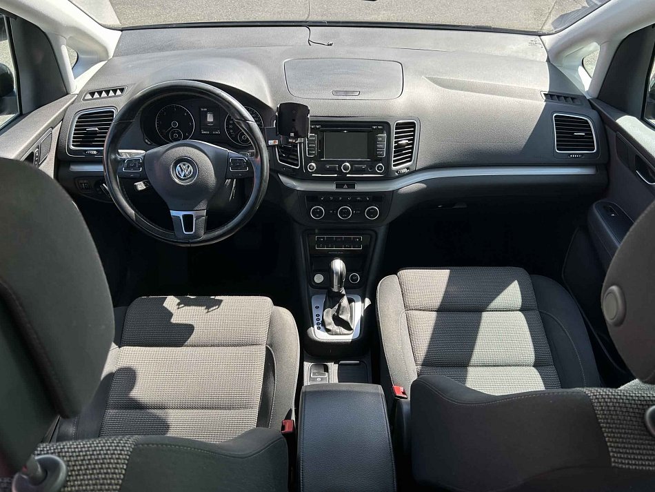 Volkswagen Sharan 2.0TDi 