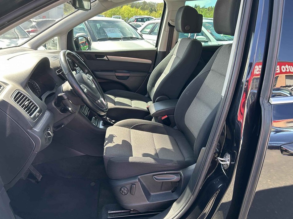 Volkswagen Sharan 2.0TDi 